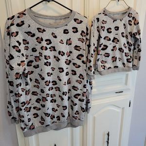 Mommy & Me Matching Sweaters XL/4T